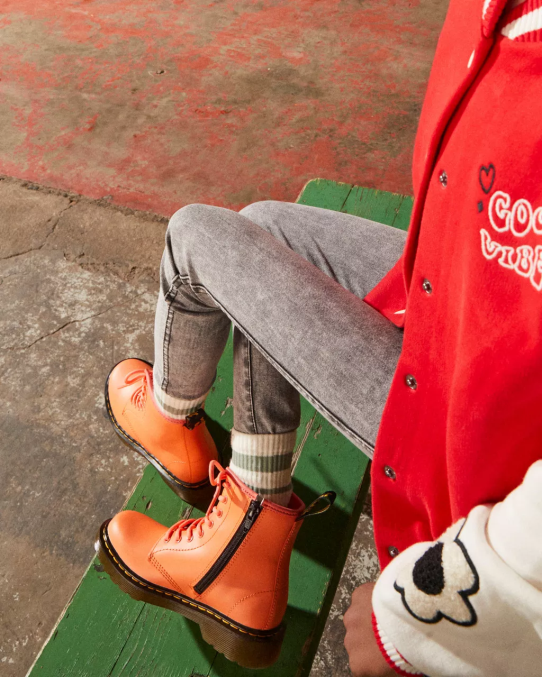 Dr. Martens apavi bērni koraļļu softy t junior 1460 softy t ādas šņorzābaki LHJP445