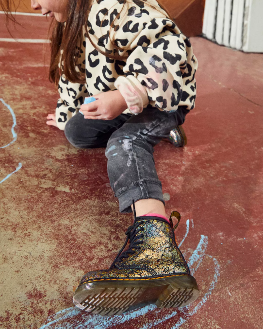 Dr. Martens apavi bērni melna disko kroka Toddler 1460 krokām metāla šņorzābaki LHJP419