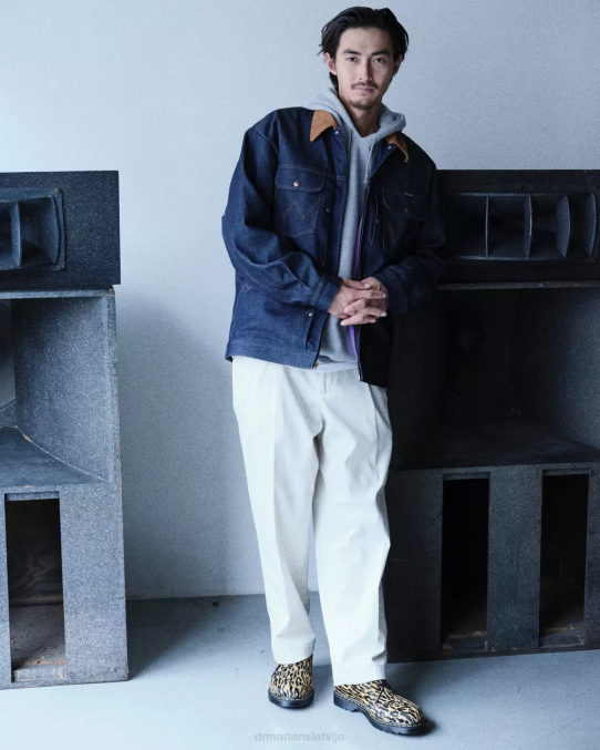 Dr. Martens apavi sievietes uzvilkti melni un dzeltenbrūni mati 1461 wacko maria oksfordas apavi LHJP278