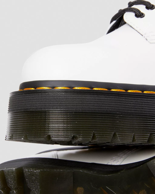 Dr. Martens apavi sievietes balta pulēta gluda 8053 ādas platformas ikdienas apavi LHJP231