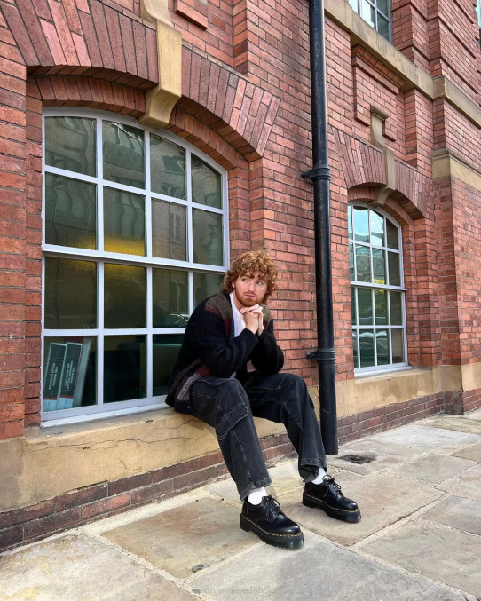 Dr. Martens apavi sievietes melni pulēti gludi 8053 ādas platformas ikdienas apavi LHJP216