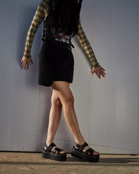 Dr. Martens apavi sievietes melnā atēna voss ii athena ādas siksnu platformas sandales LHJP257