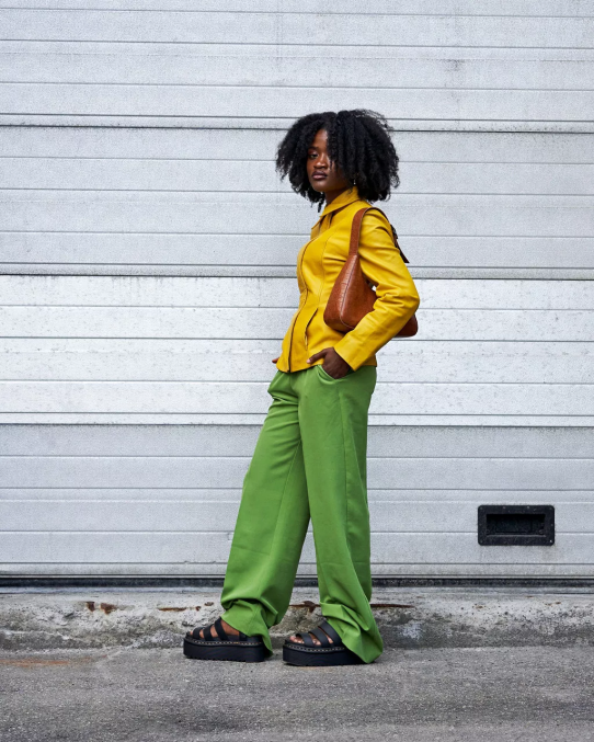 Dr. Martens apavi sievietes melns hidro blaire hidro ādas platformas siksnu sandales LHJP246