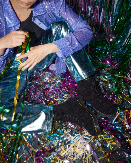 Dr. Martens apavi sievietes melnais lukss borgs 1460 Pascal mākslīgie cirpšanas zābaki LHJP169