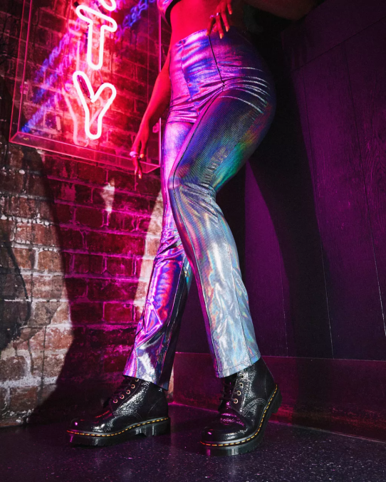 Dr. Martens apavi sievietes melnais nomocītais patents 1460 nomocīti lakādas zābaki LHJP139