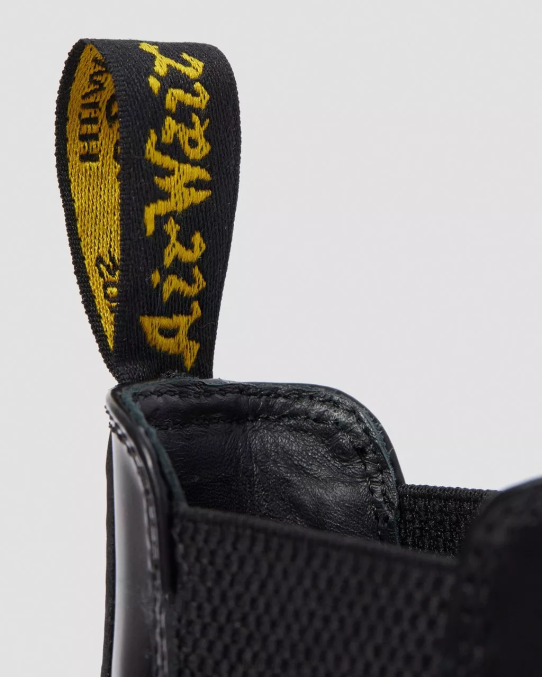 Dr. Martens apavi sievietes melni pulēti gludi wincox gludas ādas zābaki ar sprādzēm LHJP134