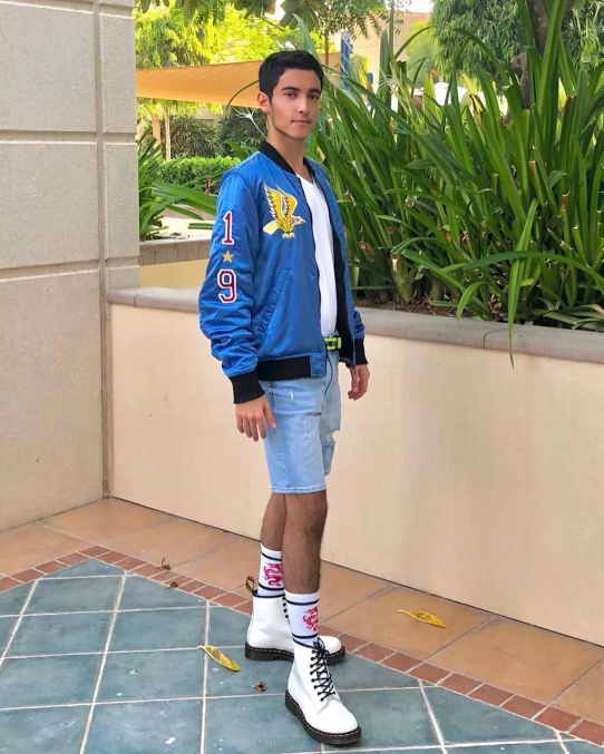 Dr. Martens apavi sievietes balta gluda 1460 gludas ādas šņorzābaki LHJP16