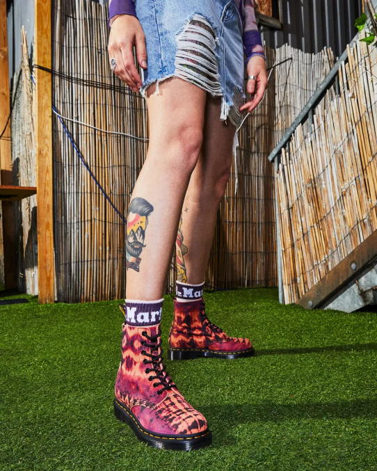 Dr. Martens apavi sievietes violets 1460 pascal tie dye ādas šņorzābaki LHJP189