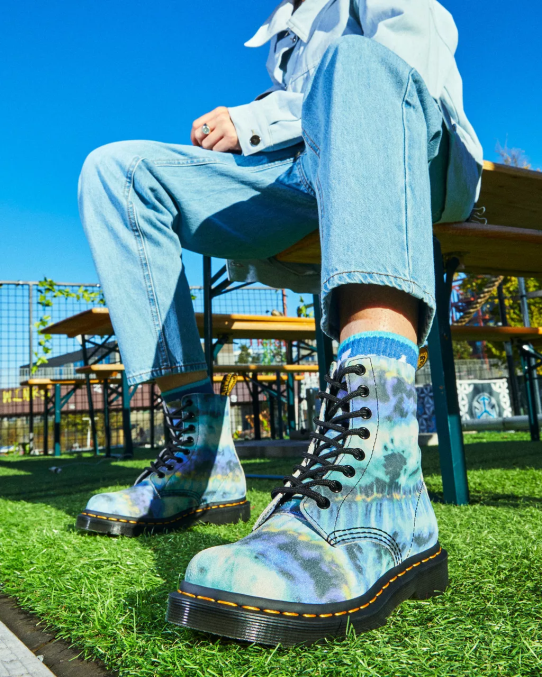 Dr. Martens apavi sievietes zils 1460 pascal tie dye ādas šņorzābaki LHJP195