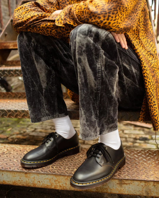 Dr. Martens apavi unisex melna vintage gluda smiths vintage gludas ādas kleitu kurpes LHJP332