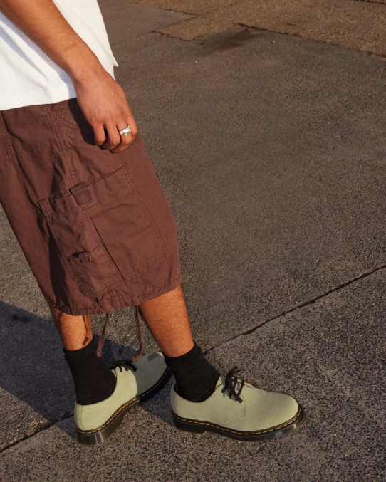 Dr. Martens apavi unisex gaiši olīvu e.h. zamšādas 1461. gada zamšādas oksfordas kurpes LHJP319