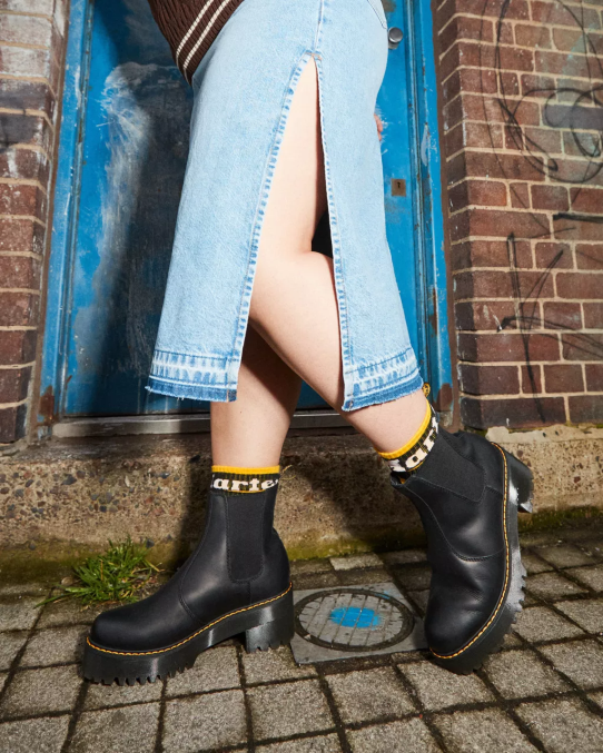 Dr. Martens apavi unisex melni noslīpēts Vaiomings rometty Wyoming ādas platformas Chelsea zābaki LHJP42