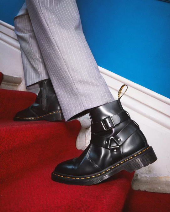 Dr. Martens apavi unisex melni pulēti gludi jaimes ādas zirglietas chelsea zābaki LHJP188