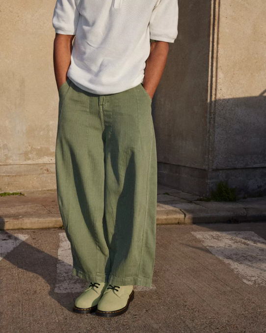 Dr. Martens apavi unisex gaiši olīvu e h zamšādas mb 1460 Pascal zamšādas šņorzābaki LHJP100