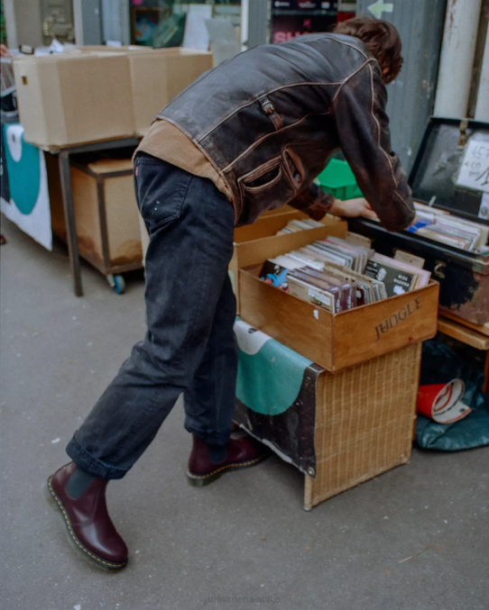 Dr. Martens apavi vīriešiem bordo gluda 2976 dzeltenā dūriena gludas ādas Chelsea zābaki LHJP104