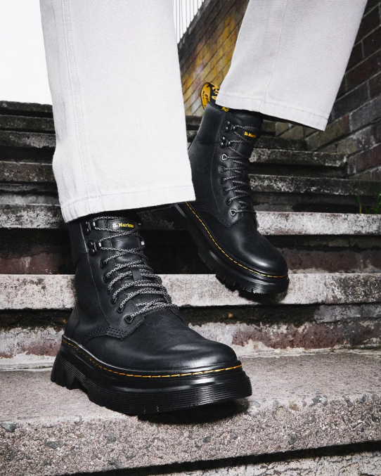 Dr. Martens apavi vīriešiem melnā Vaiominga Tarik Wyoming ādas komunālie zābaki LHJP77